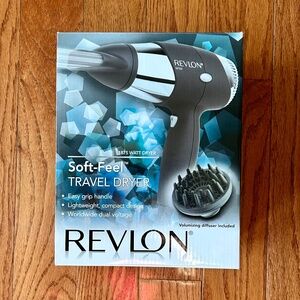 NWT- Revlon Soft Feel Dryer for Home & Travel 1875 Watt